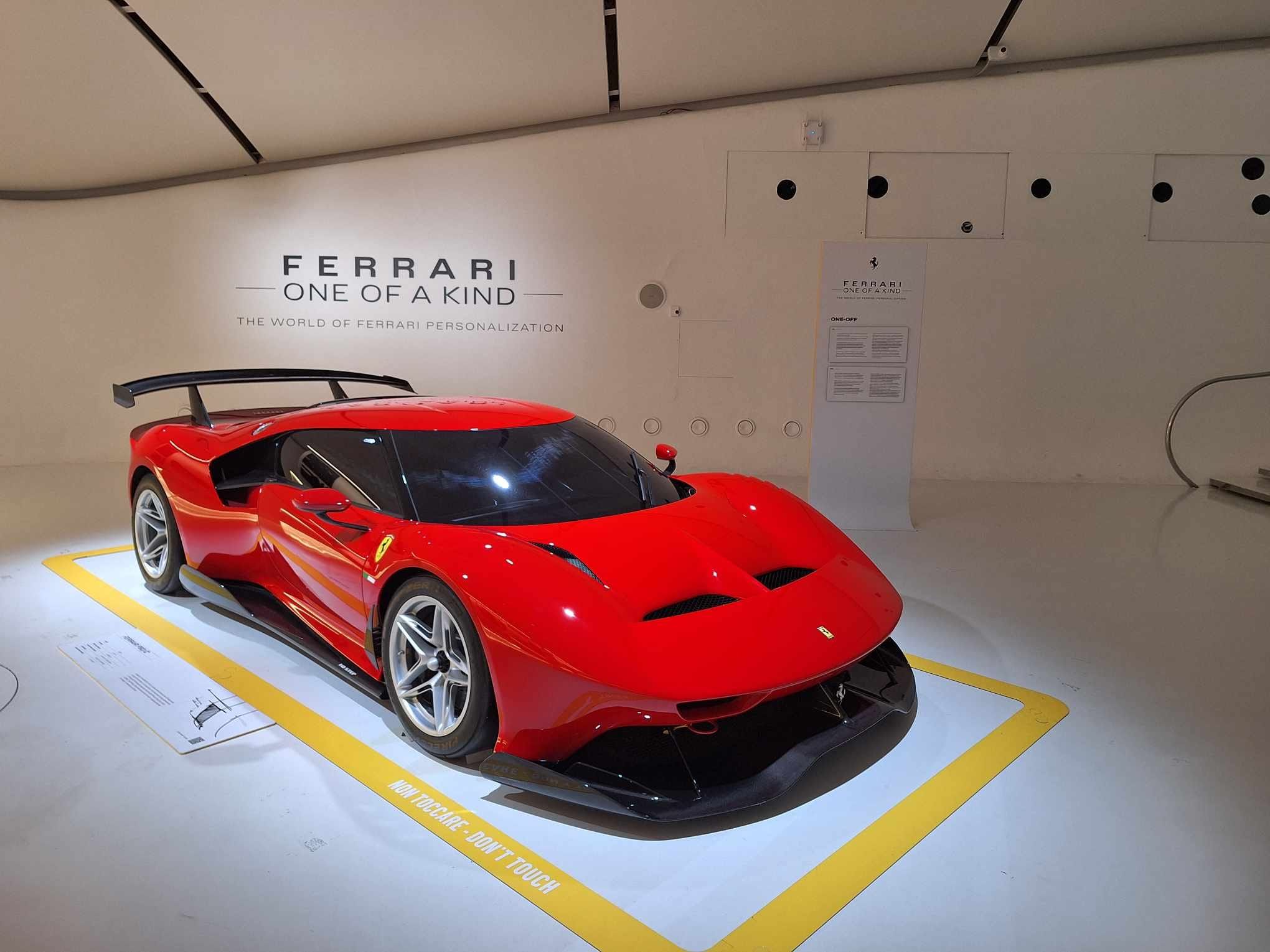 Muzeum Ferrari w Modenie - samochód 1