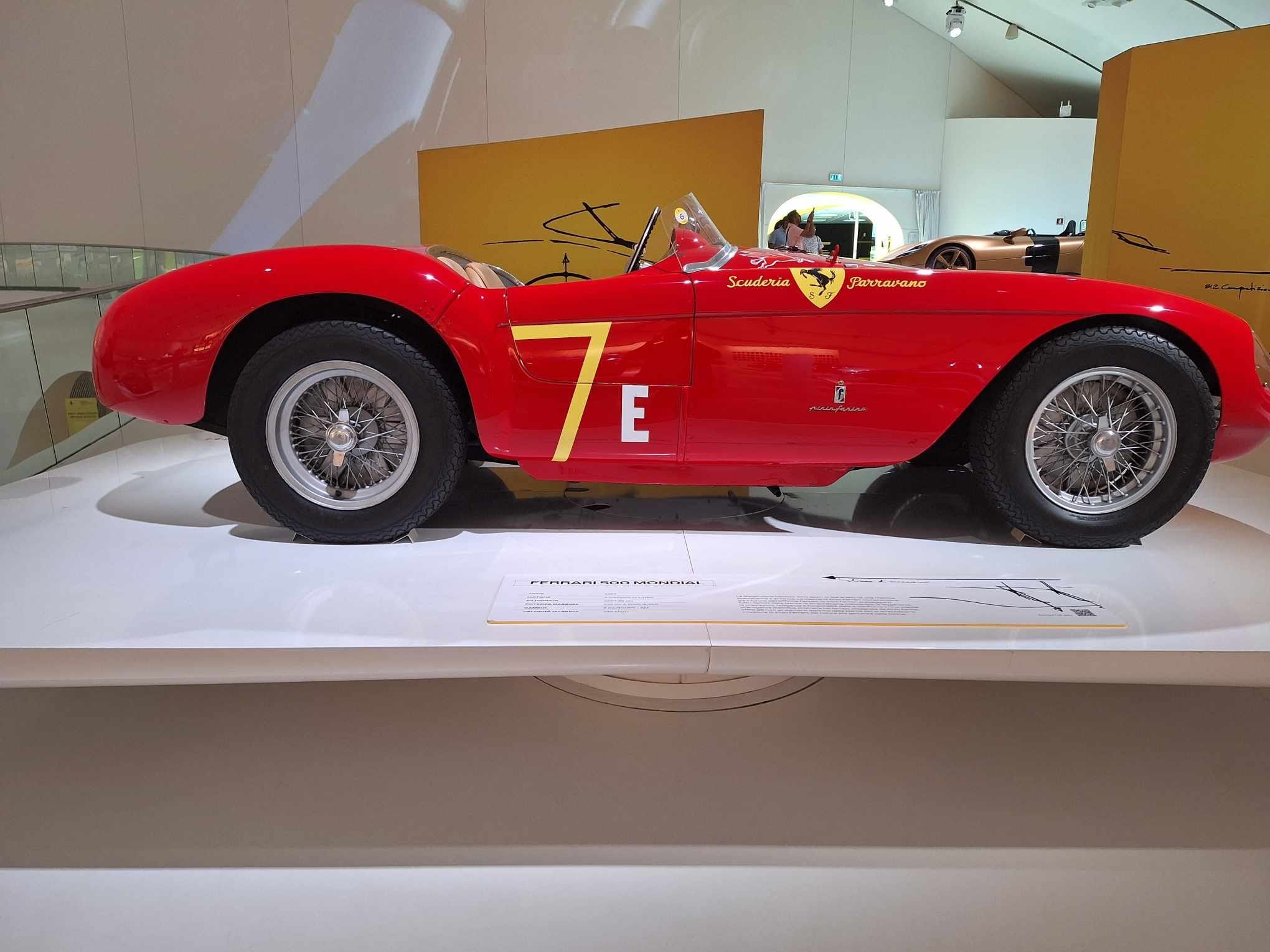 Muzeum Ferrari w Modenie - samochód 3